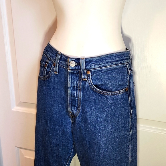 Levi's High rise cropped Jeans W26 L28 - Picture 2 of 8